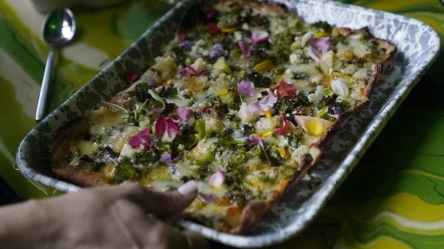 Un movimiento en EEUU convierte toneladas de restos de comida en pizza y helado