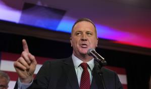 Juez limita el trabajo del gobierno de EE.UU. con compañías de redes sociales