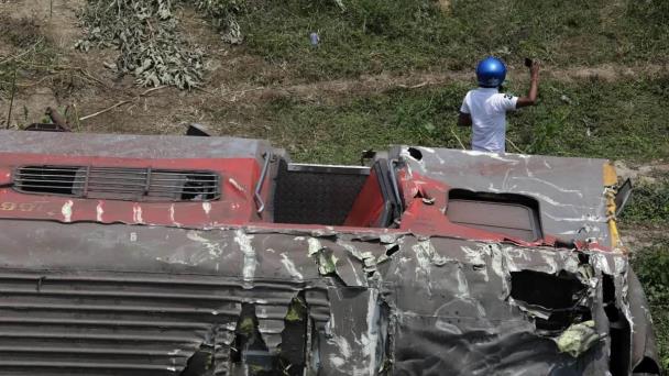 Negligencia causó el accidente de tren con 288 muertos en la India, según informe