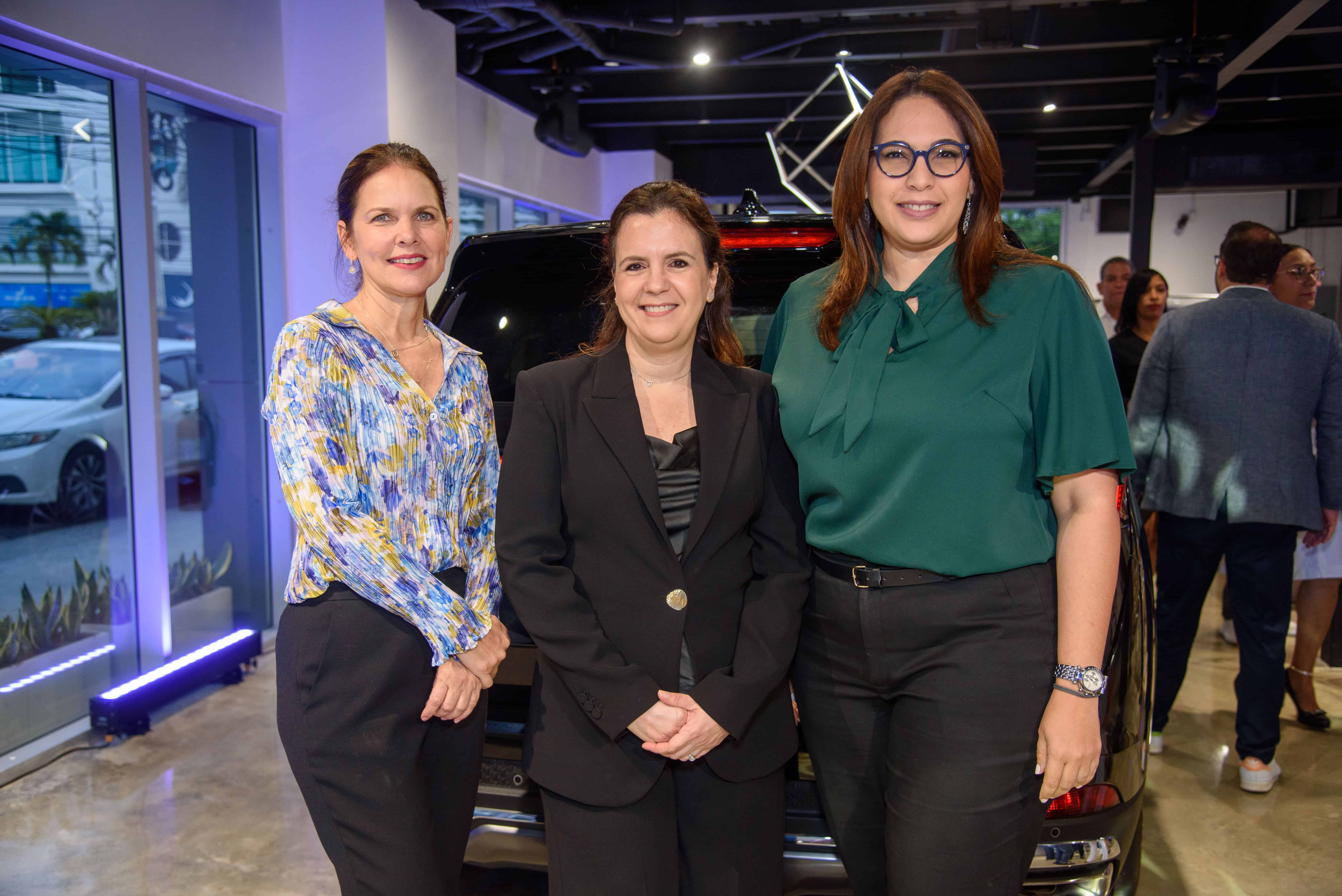 Claudia Jorge, María Andreína Romero y Julia Pichardo. 