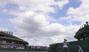 Wimbledon finalmente está seco tras 3 días de lluvia; Wawrinka gana y jugará con Djokovic