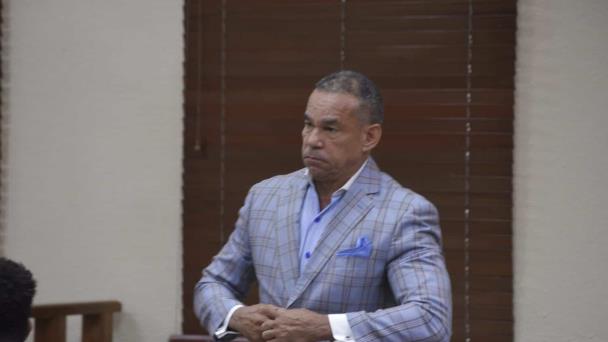 Testigo narra golpiza de Duncan contra Alburquerque Comprés: le dio varias galletas y patadas