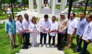 Ministerio de Turismo inaugura construcción de Parque Central en San José de Ocoa