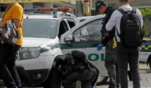 Seis agentes heridos en una explosión cerca de una estación de policía al norte de Colombia