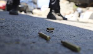 Acusan a policías de herir a un adolescente inocente durante persecución