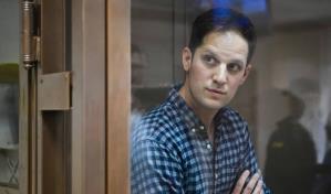 EE.UU. confirma contactos con Rusia sobre intercambio del periodista detenido