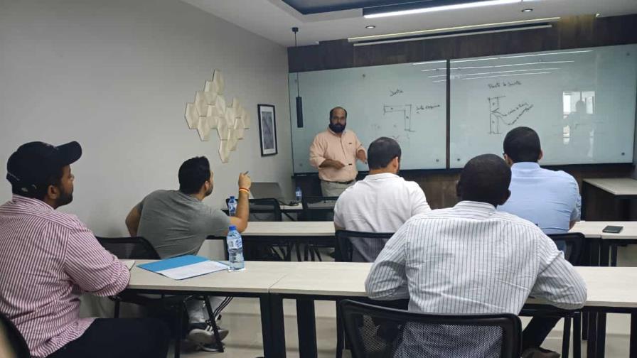 IDCEM imparte taller enfocado en ingenieros estructurales