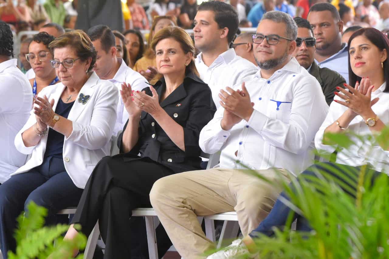Lanzamiento del programa. 