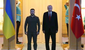 El presidente turco dice ante Zelenski que Ucrania “merece entrar en la OTAN”