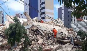 El número de muertos por el desplome de un edificio en Brasil se eleva a once
