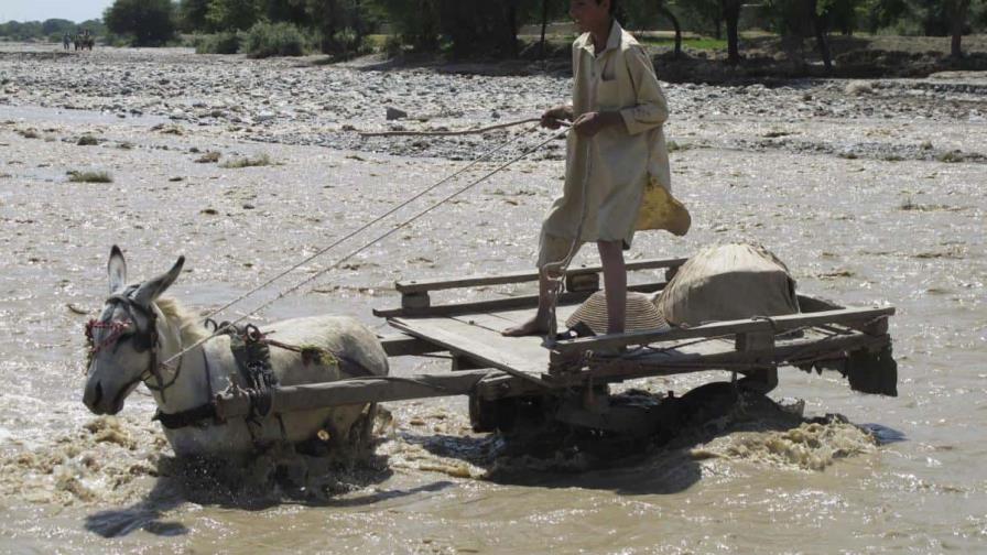 Más de 60 muertos y 125 heridos desde el inicio de las fuertes lluvias que azotan Pakistán