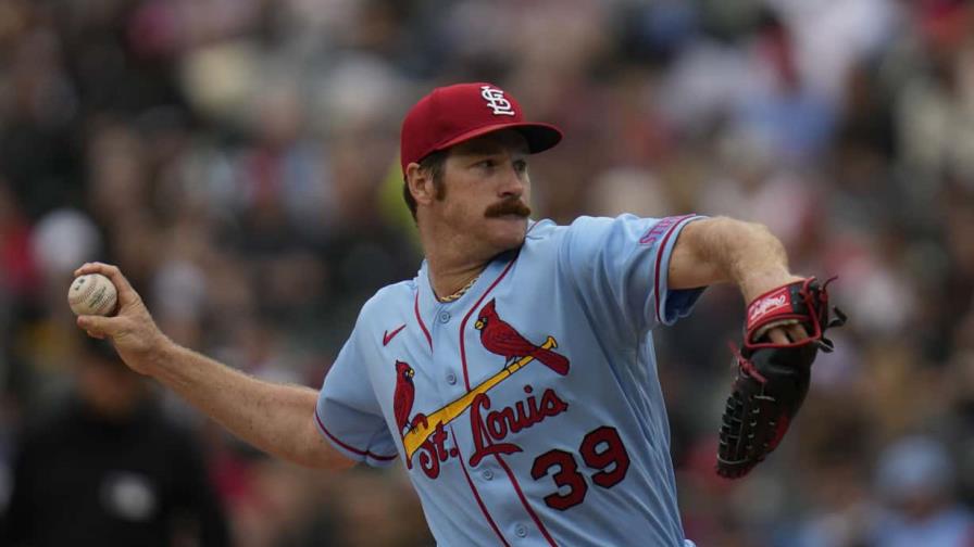 Mikolas brilla en siete entradas y Cardenales blanquean a Medias Blancas