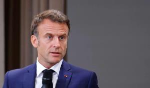 La justicia investiga a una cantante que habló desde el escenario de linchar a Macron