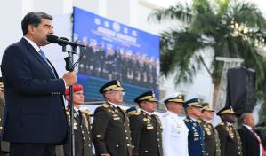 Nicolás Maduro ratifica al ministro de Defensa por noveno año consecutivo