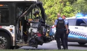 Un muerto y 15 heridos tras un vehículo estrellarse contra un autobús en Chicago