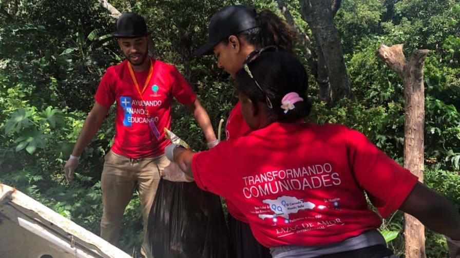 La organización fundada por dominicanos en EE.UU. que ayuda a los más necesitados