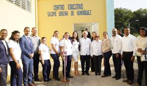 Ministerio de Educación inaugura escuela en cárcel Rafey de Santiago