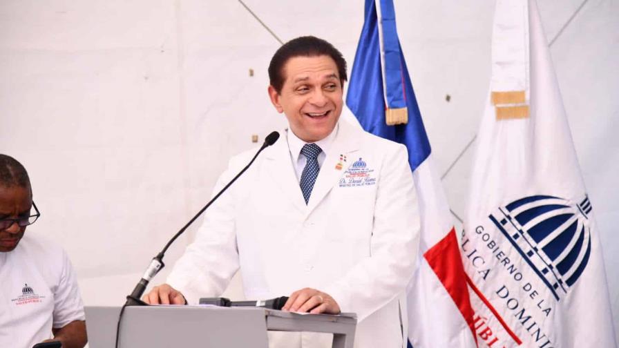 Ministerio de Salud felicita en su día a los médicos dominicanos