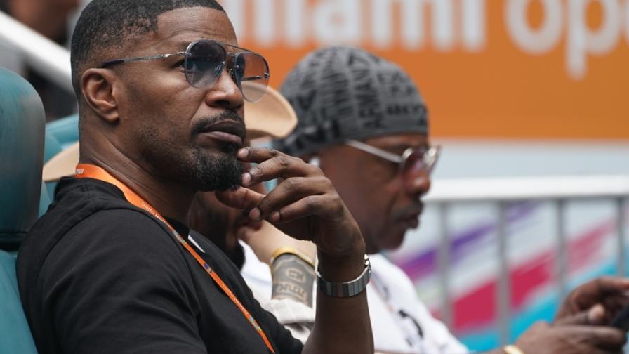 Jamie Foxx aparece en público por primera vez desde su misteriosa hospitalización Jamie Foxx aparece en público por primera vez desde su misteriosa hospitalización