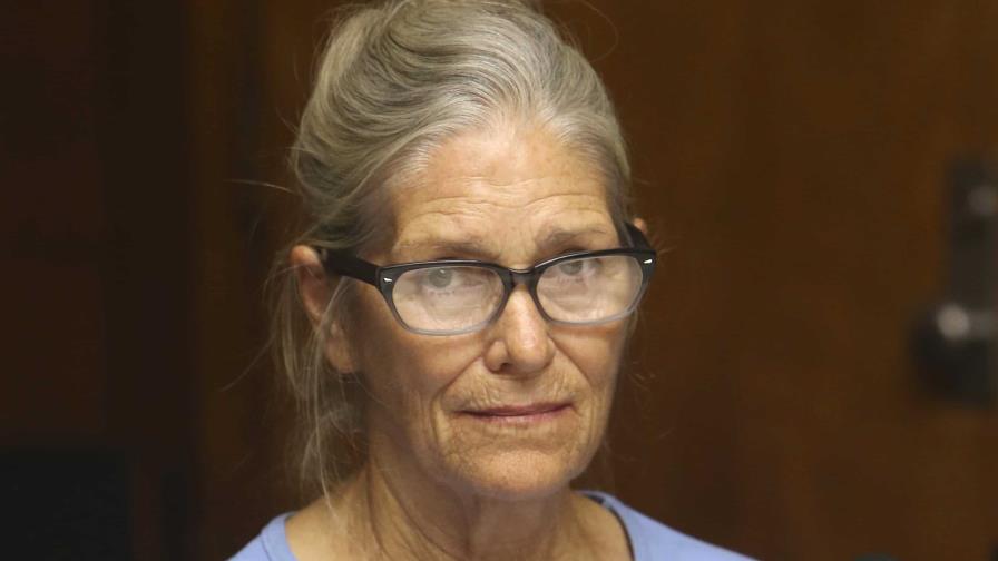 Liberan a Leslie Van Houten, seguidora de Charles Manson