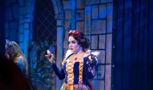 Tueska debuta en la comedia musical con “Desencantada”