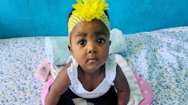 Padres encuentran muerta niña de cinco meses en su cama; se presume muerte súbita