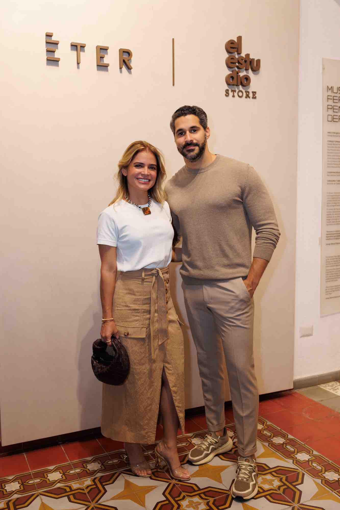 Aneley Cáceres y Byron Rodríguez.