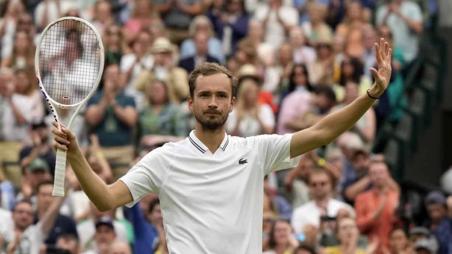 Medvedev pone fin a racha de Chris Eubanks en los cuartos de Wimbledon