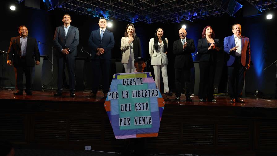 Comienza el primer debate en Venezuela entre precandidatos presidenciales de la oposición