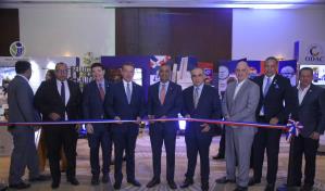 Ministro de Industria presenta directorio de servicios gubernamentales