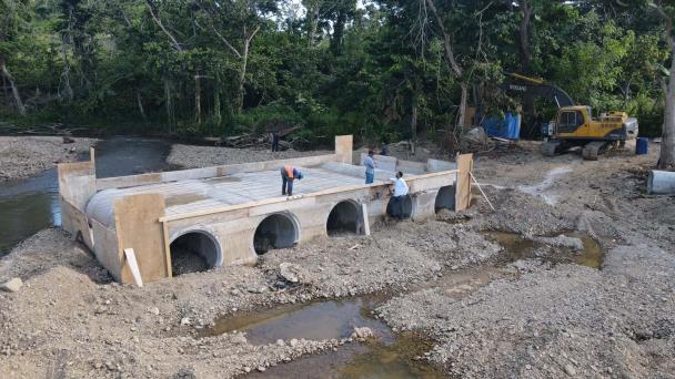 Obras Públicas anuncia jornada mantenimiento vial y puentes - Diario Libre