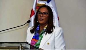 Roban a gobernadora de la provincia Duarte en acto político del PRM