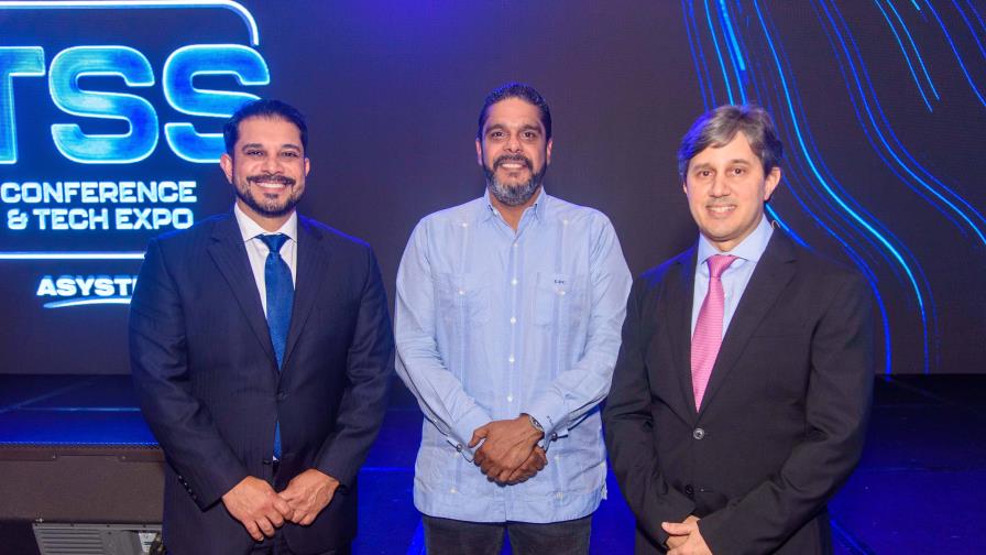 ASYSTEC celebra un cóctel por motivo de su encuentro de Ciberseguridad IT Security Solutions ASYSTEC celebra un cóctel por motivo de su encuentro de Ciberseguridad IT Security Solutions