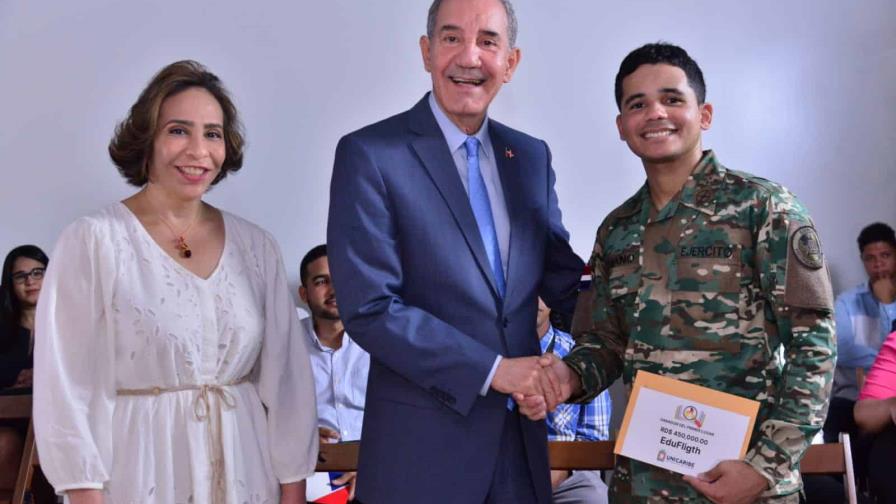 Estudiantes de Unicaribe ganan primer lugar en Competencia de Emprendedores del Mescyt