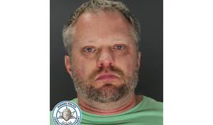 Un dentista de Colorado es acusado de matar a su esposa