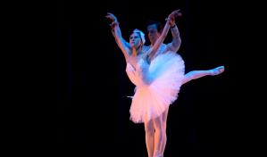 Brillan las estrellas de la danza mundial en el Teatro Nacional