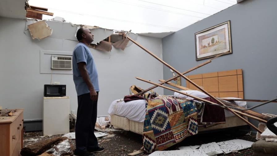 Cadena de 11 tornados alcanzó el área metropolitana de Chicago esta semana