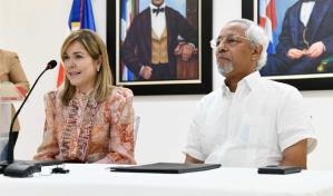 Fundación Corripio y Ministerio de Educación firman acuerdo para la utilización del contenido de la página web “Un Viaje a la Historia”