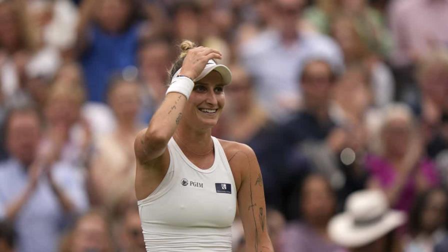 Vondroušová sorprende y gana el Abierto de Wimbledon al superar a Jabeur