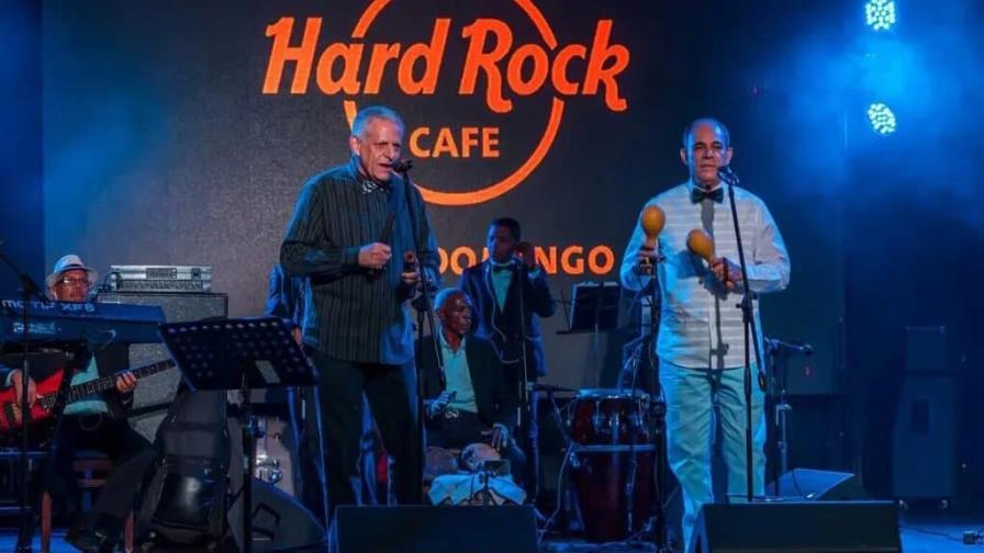 Grupo Esencia presenta su repertorio de merengue y bolero en Hard Rock Café Santo Domingo