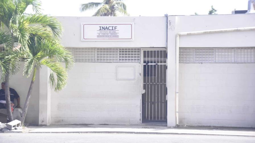 Inacif entrega cuerpo de adolescente baleado por policía en Boca Chica