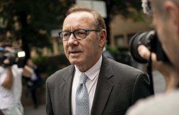 Fiscal: Kevin Spacey no es un “gran coqueto”, sino un “gran acosador sexual”