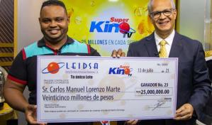 Joven herrero se gana 25 millones de pesos por el Súper Kino TV