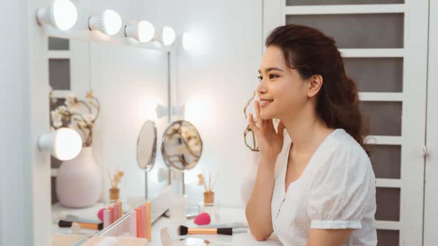 Trucos de maquillaje para un look natural y fresco