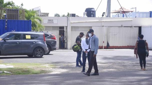 Doble dolor: a tres días de su muerte familiares aún no tienen cadáver de menor baleado por policías