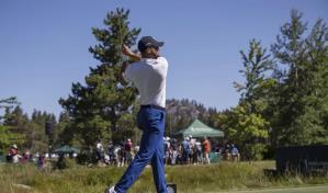 Stephen Curry logra hoyo en uno en un torneo de celebridades