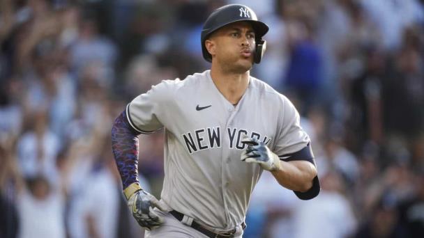 Stanton conecta cuarto jonrón en 4 juegos; Yanquis superan a Rockies por 4-3