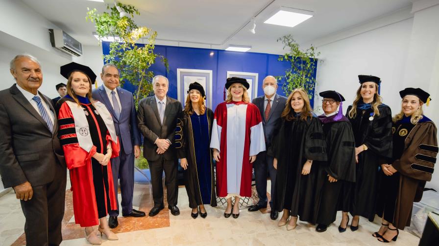 Unibe gradúa 604 nuevos profesionales