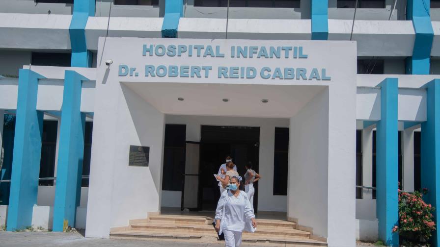 Once niños ingresados por dengue en el Hospital Robert Reid; uno está grave