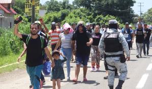 Biden expande el permiso migratorio TPS a 472,000 venezolanos en EE.UU.